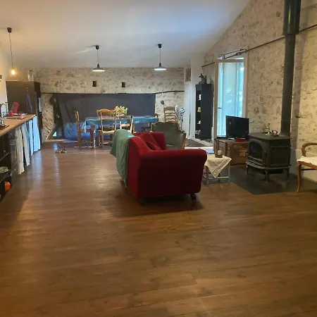 De Genty בית נופש