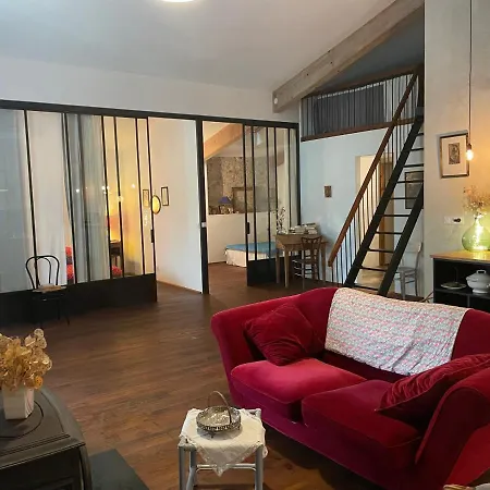 De Genty בית נופש Cenne-Monesties