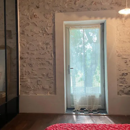 De Genty בית נופש Cenne-Monesties